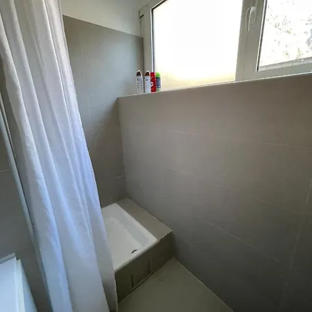 Downtown Apartment Cattaro Esterno foto